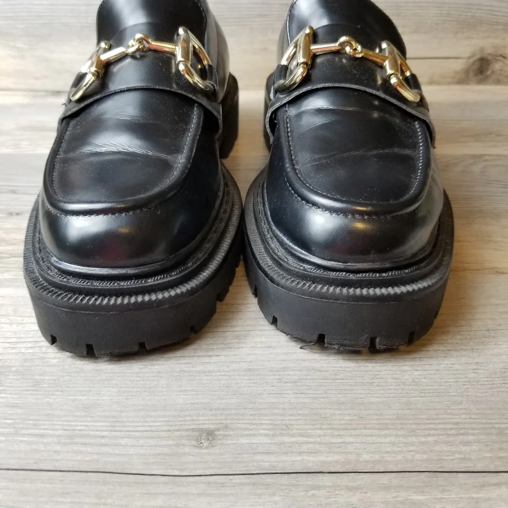 H&M gold tone